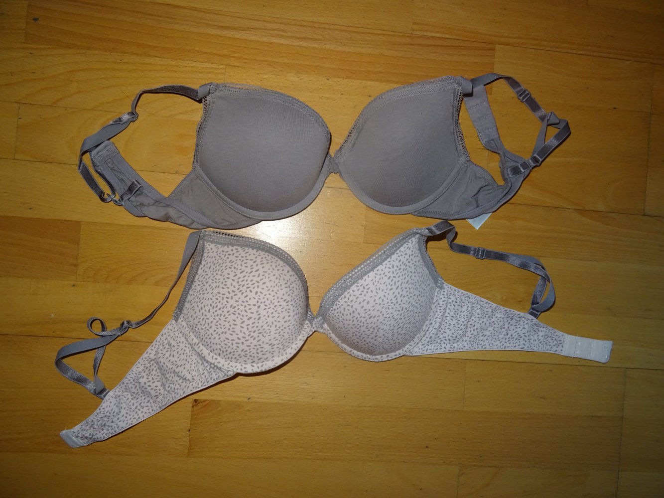 H & M 2 Bügel BH's rosa /braun u. braun uni  neuwertig