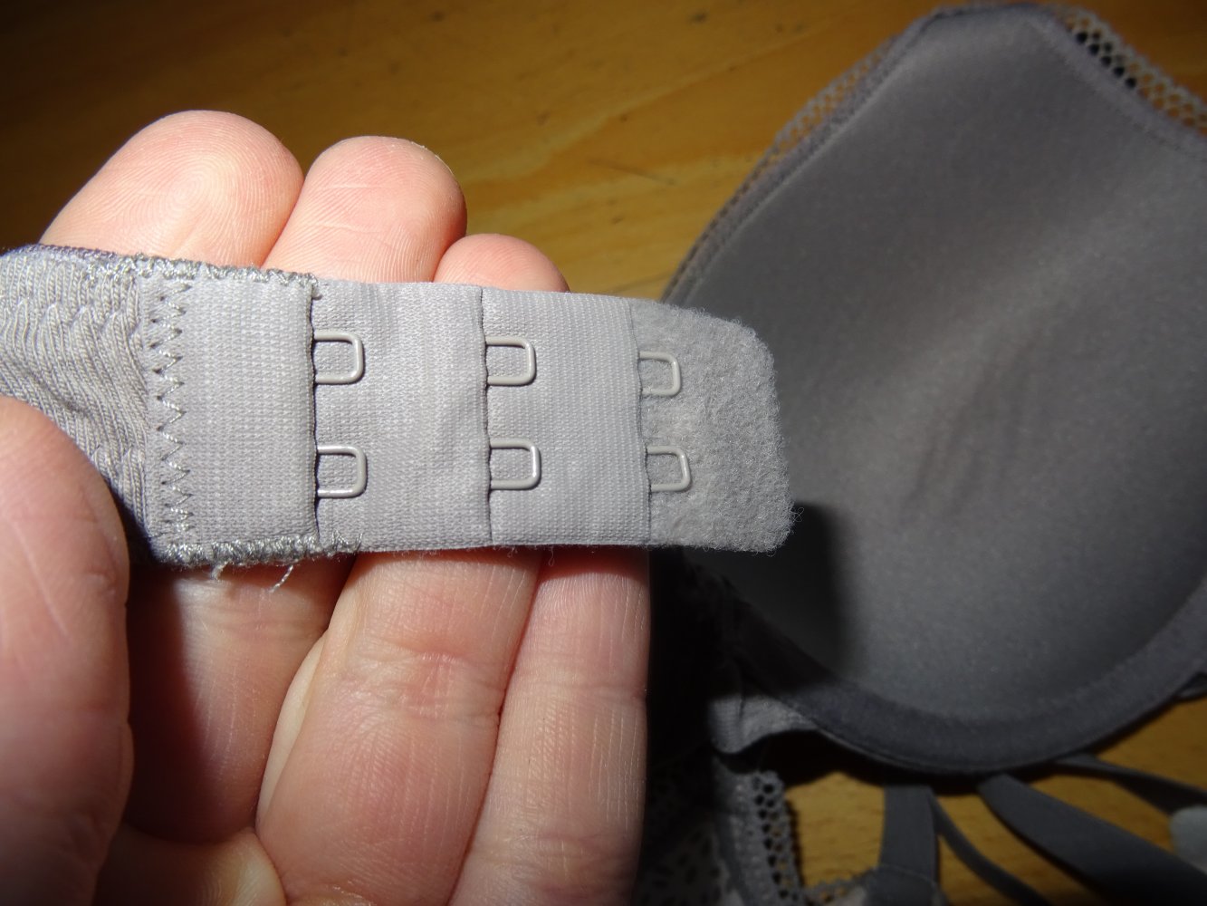 H & M 2 Bügel BH's rosa /braun u. braun uni  neuwertig