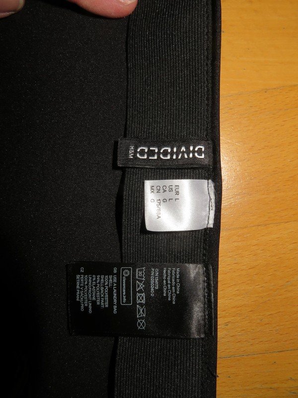 H&M Divided Strech-Rock schwarz mit Pailletten Größe L