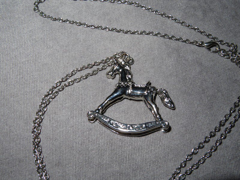 Primark Schaukelpferd Kette 90 cm 