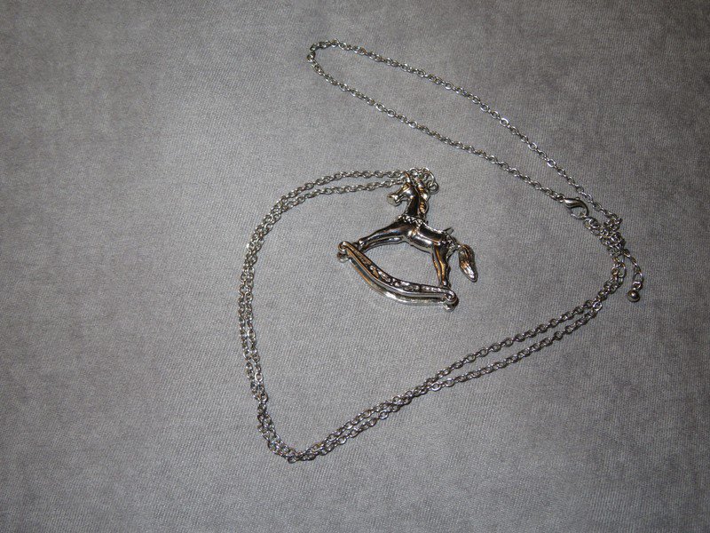 Primark Schaukelpferd Kette 90 cm 