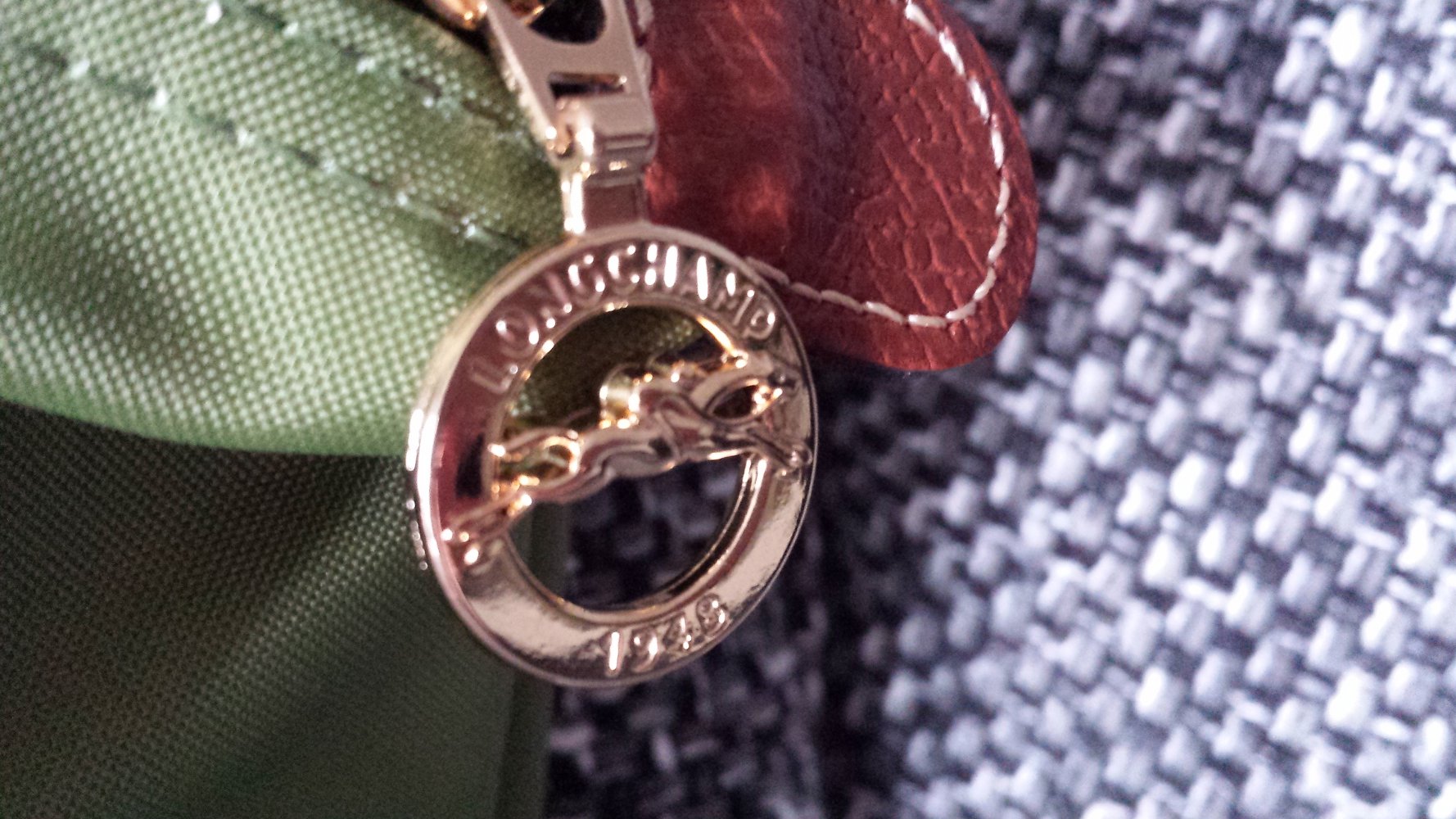 Longchamp Tasche Le Pliage hellgrün NEU