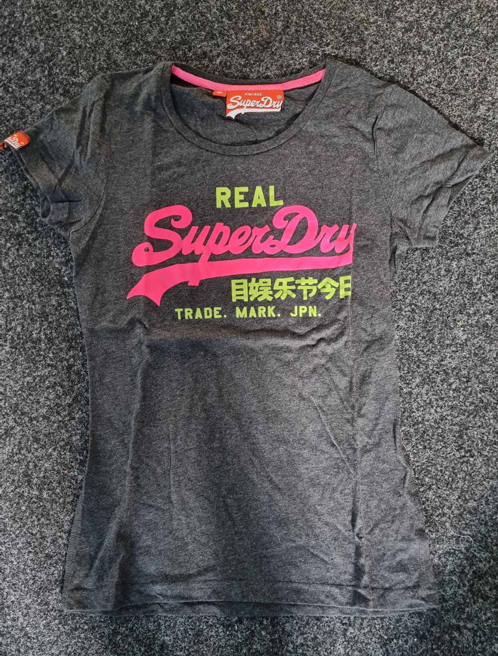 Superdry T-Shirt grau