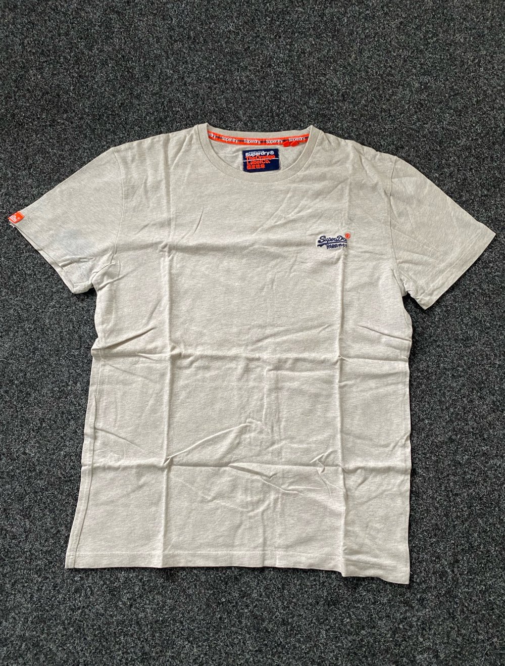 Graues T-Shirt Superdry