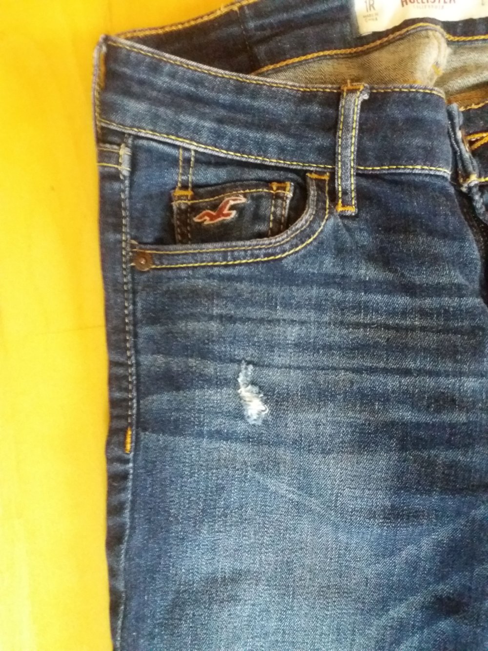 dunkelblaue Hollister Jeans,W25 L33, Destroyed