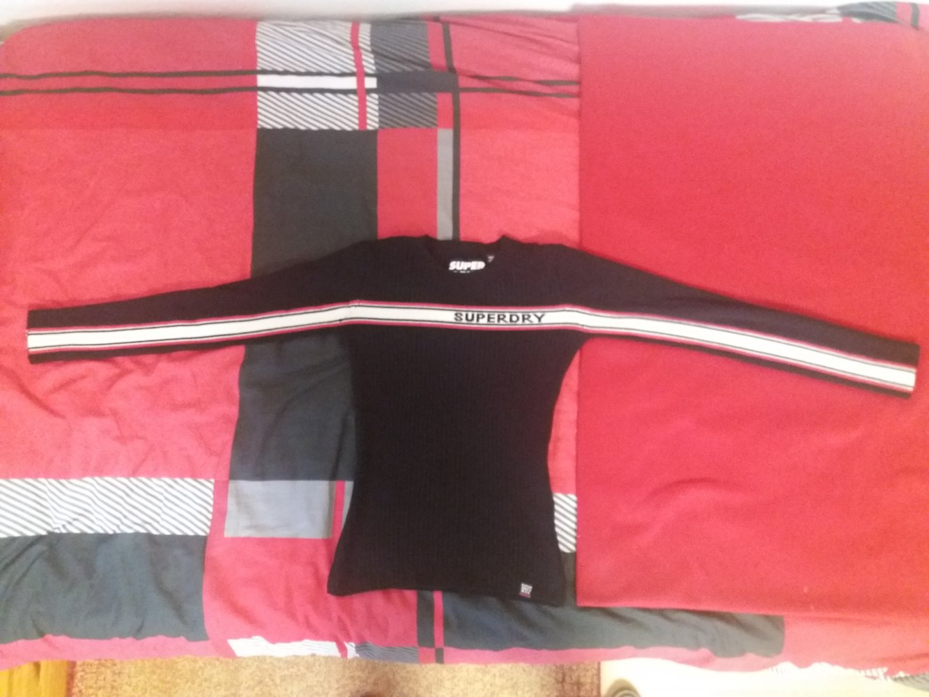 NEUWERTIG! Superdry Pullover, Gr. 38 (fällt wie 32/34)