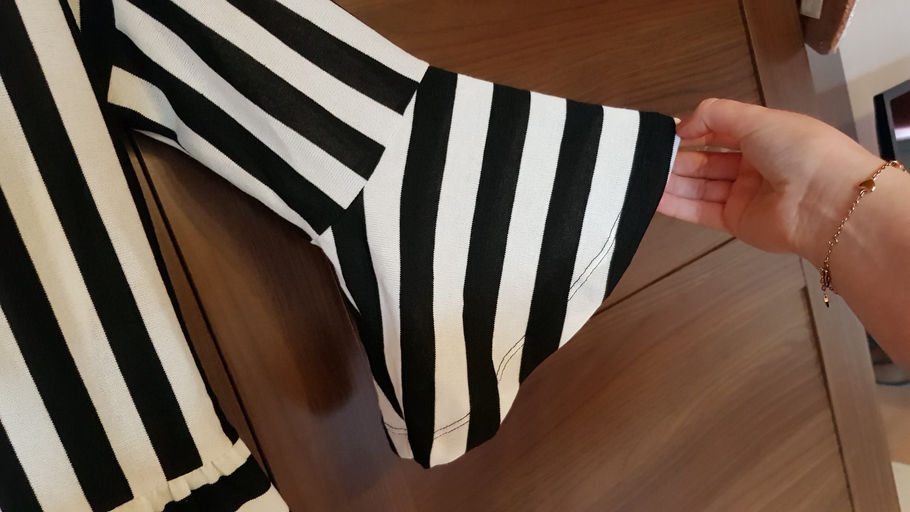 Gestreiftes Oberteil