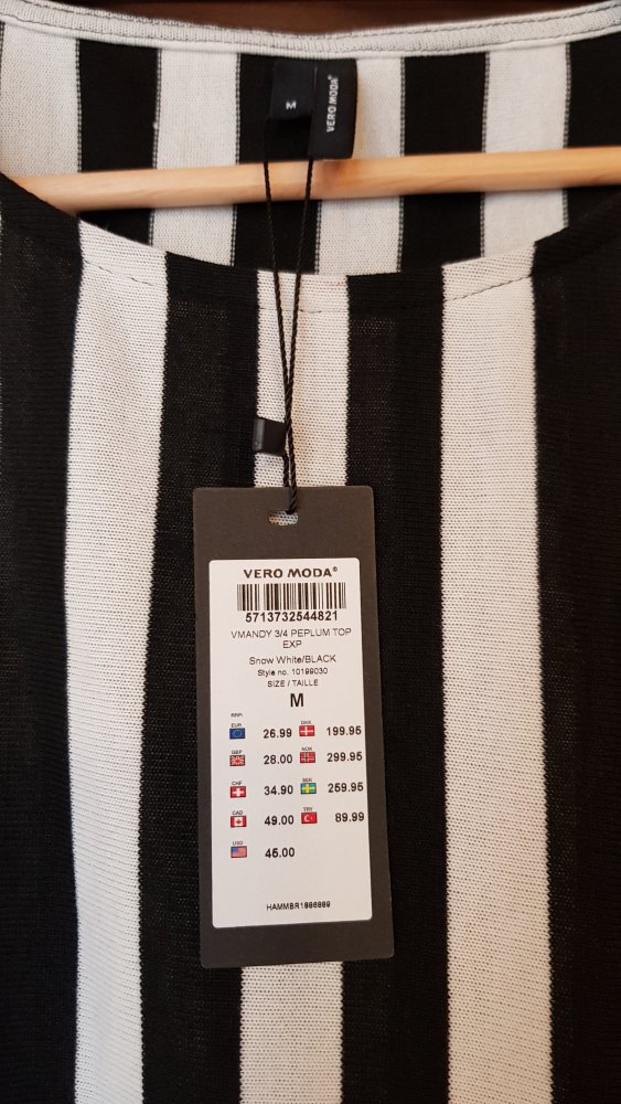 Gestreiftes Oberteil