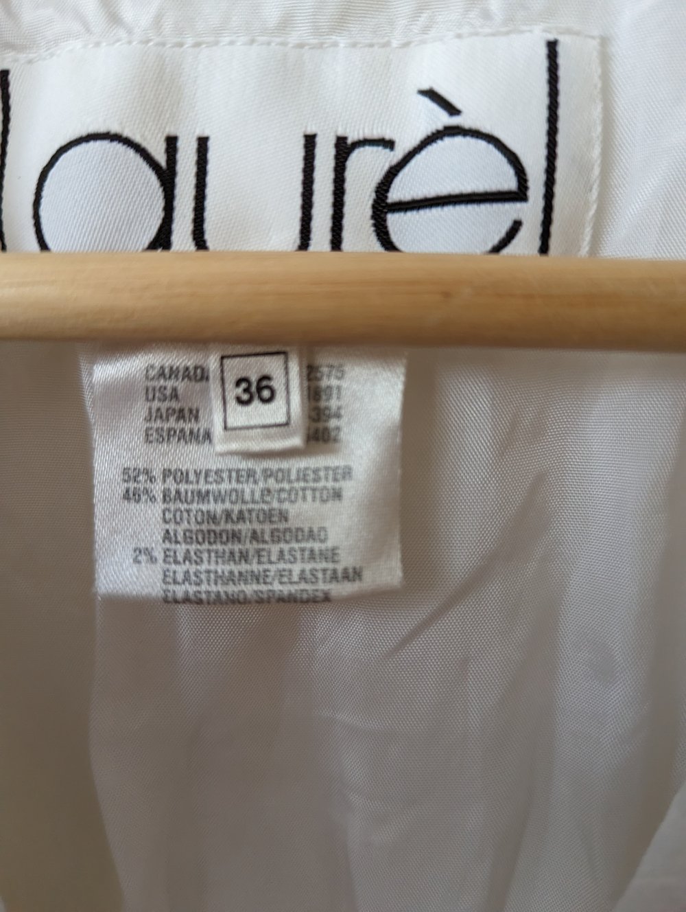 Laurel Blazer tailliert / Größe: S (36) / weiß mit Schlangenledermuster / Vintage Sakko