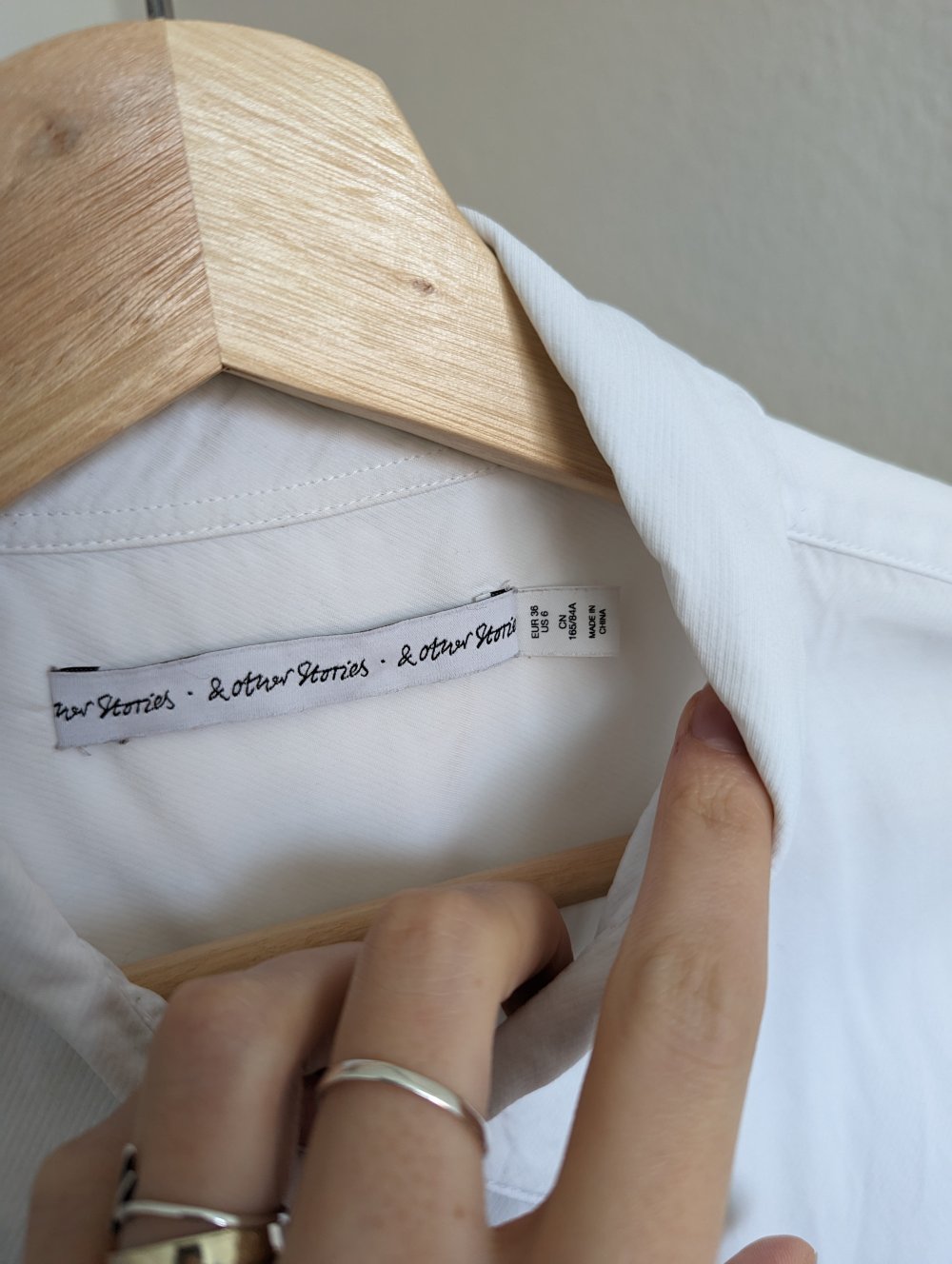 &other stories Hemdkleid Blusenkleid weiß Dress Kleid mit Brusttasche minimalistisch