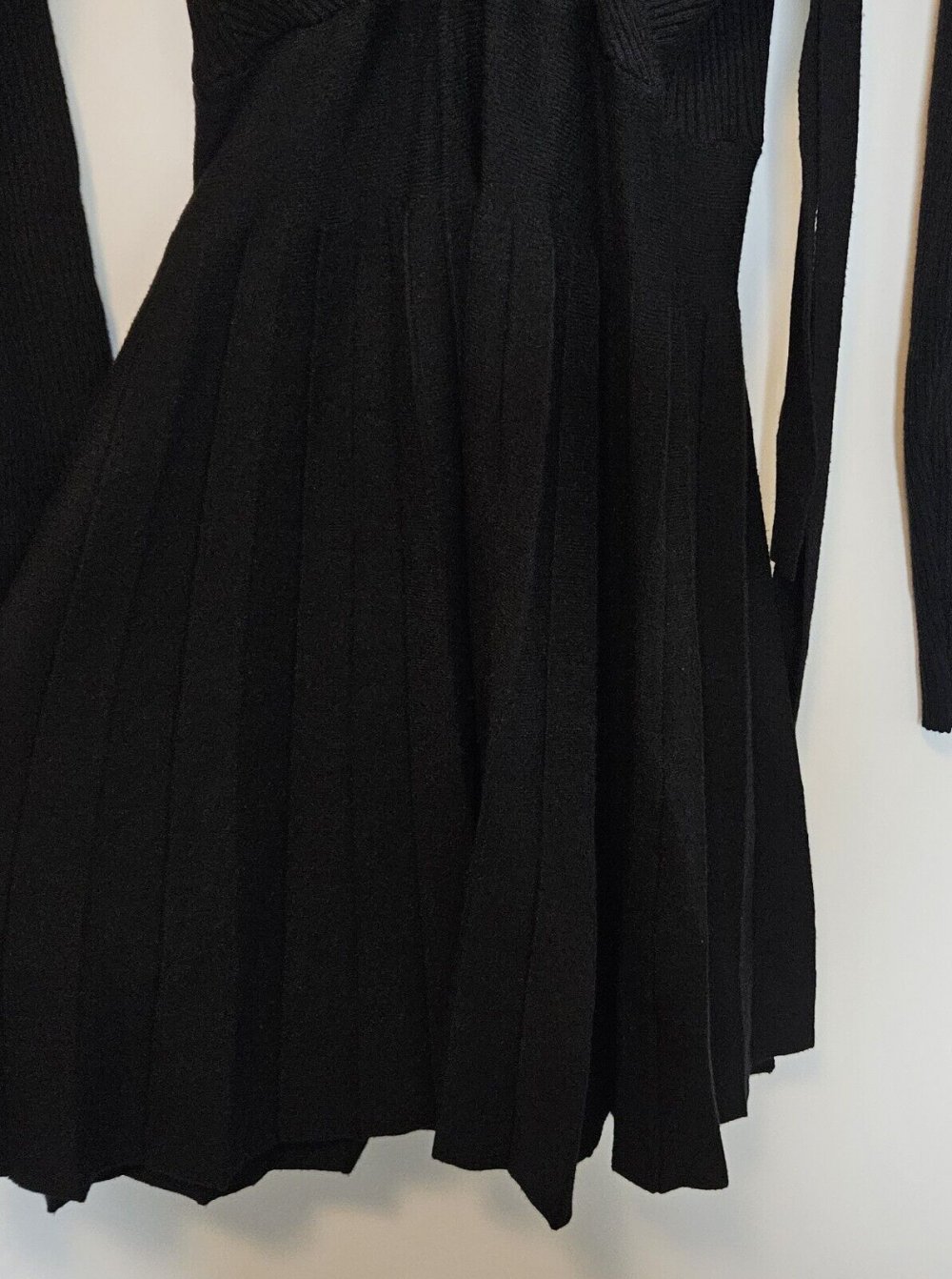 Figurbetonendes Damen Strickkleid Gr. L schwarz