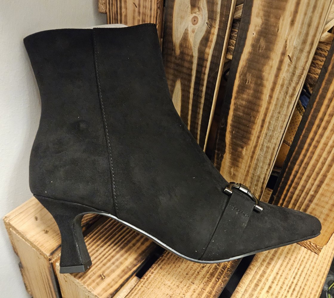 Trendy Damen Stiefelette (Marco Tozzi) Gr. 39 black (NEU/OVP)