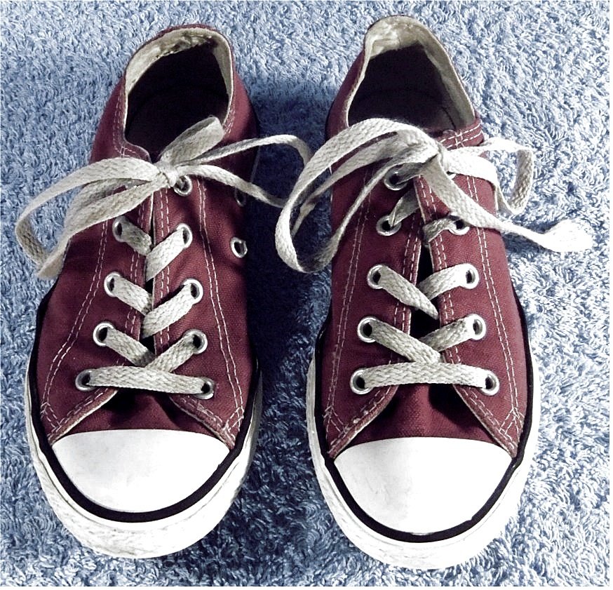 Freizeit Turnschuhe / Sneakers - Converse Chucks All Star - Größe 32 - weinrot - halb hoch