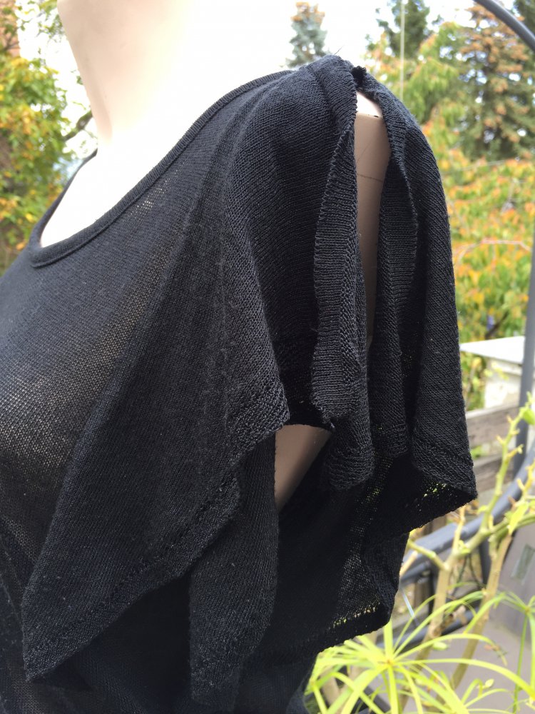 Feinstrick Shirt mit Flügelärmeln