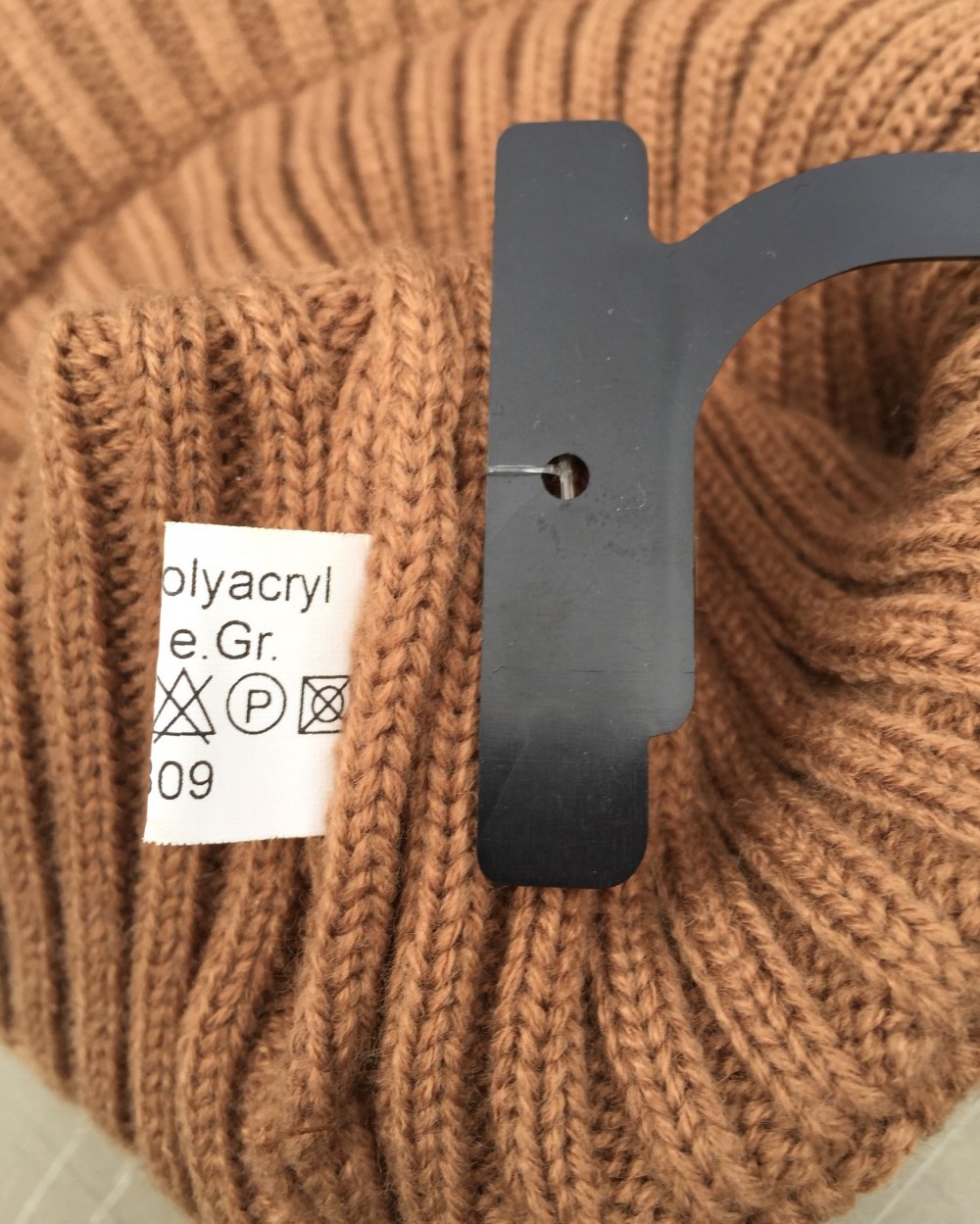 NEU: Strick STIRNBAND Beanie mit Schild