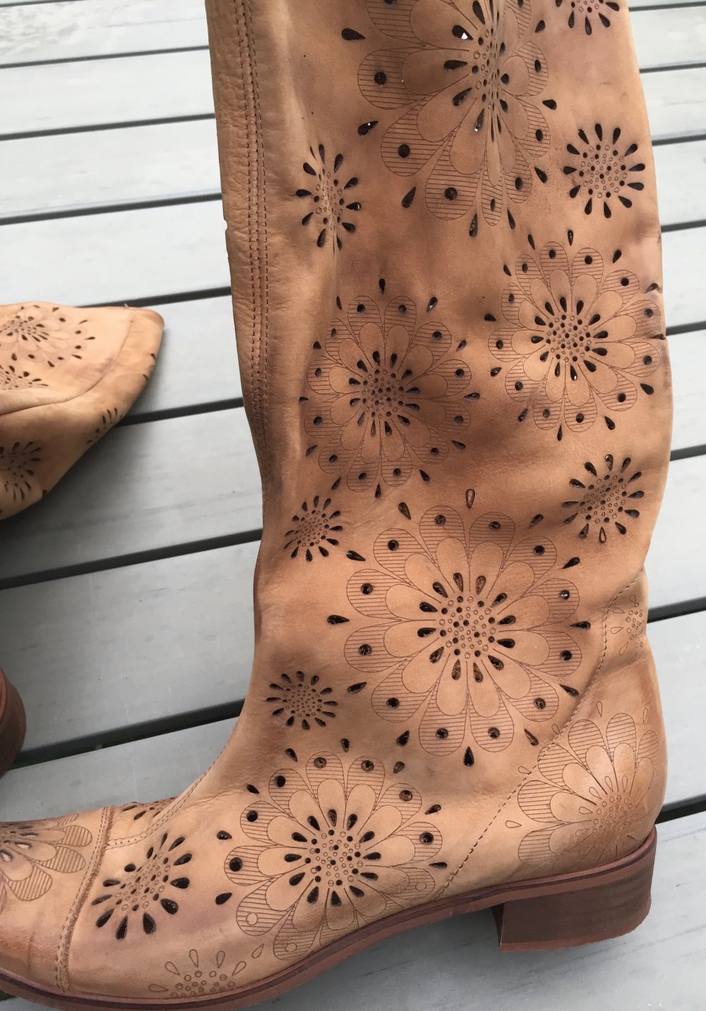 SOMMERSTIEFEL Slouch LEDER natur BLUMEN Cut Outs Gr. 40