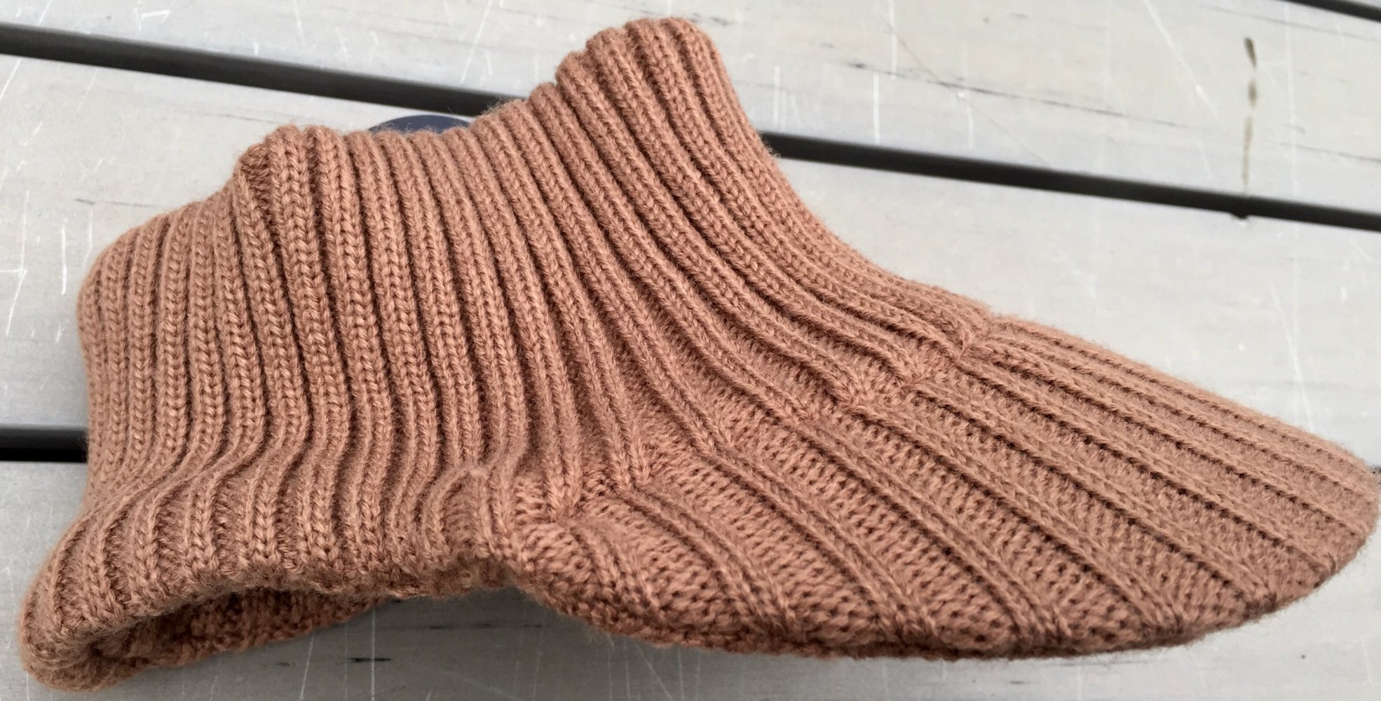 NEU: Strick STIRNBAND Beanie mit Schild