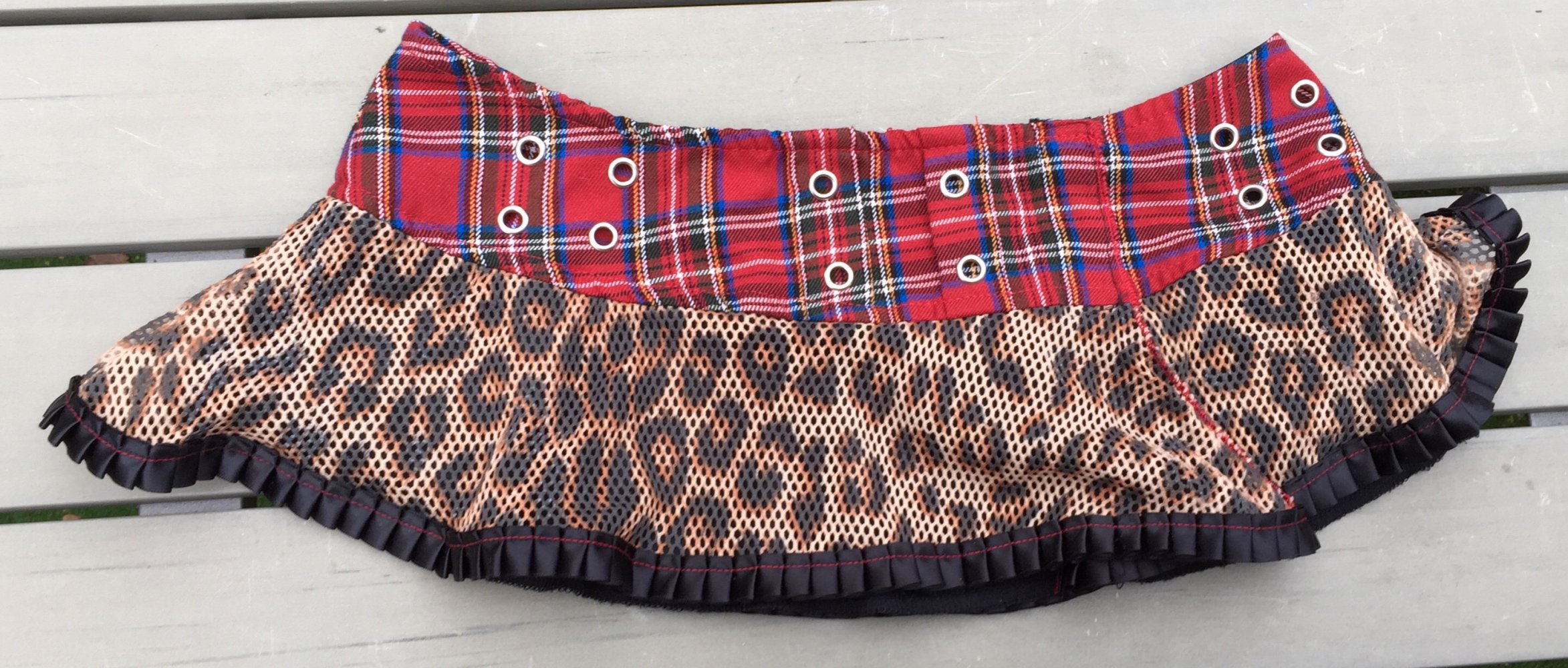 SERIOUS Rockabilly MINIROCK ultrakurz LEO