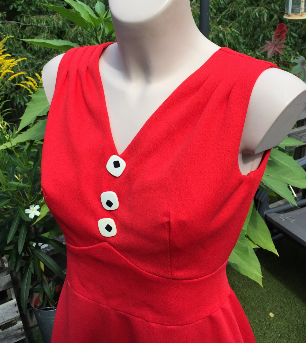 TRUE VINTAGE KLEID 70er EMPIRE Knallrot Gr. ca. S