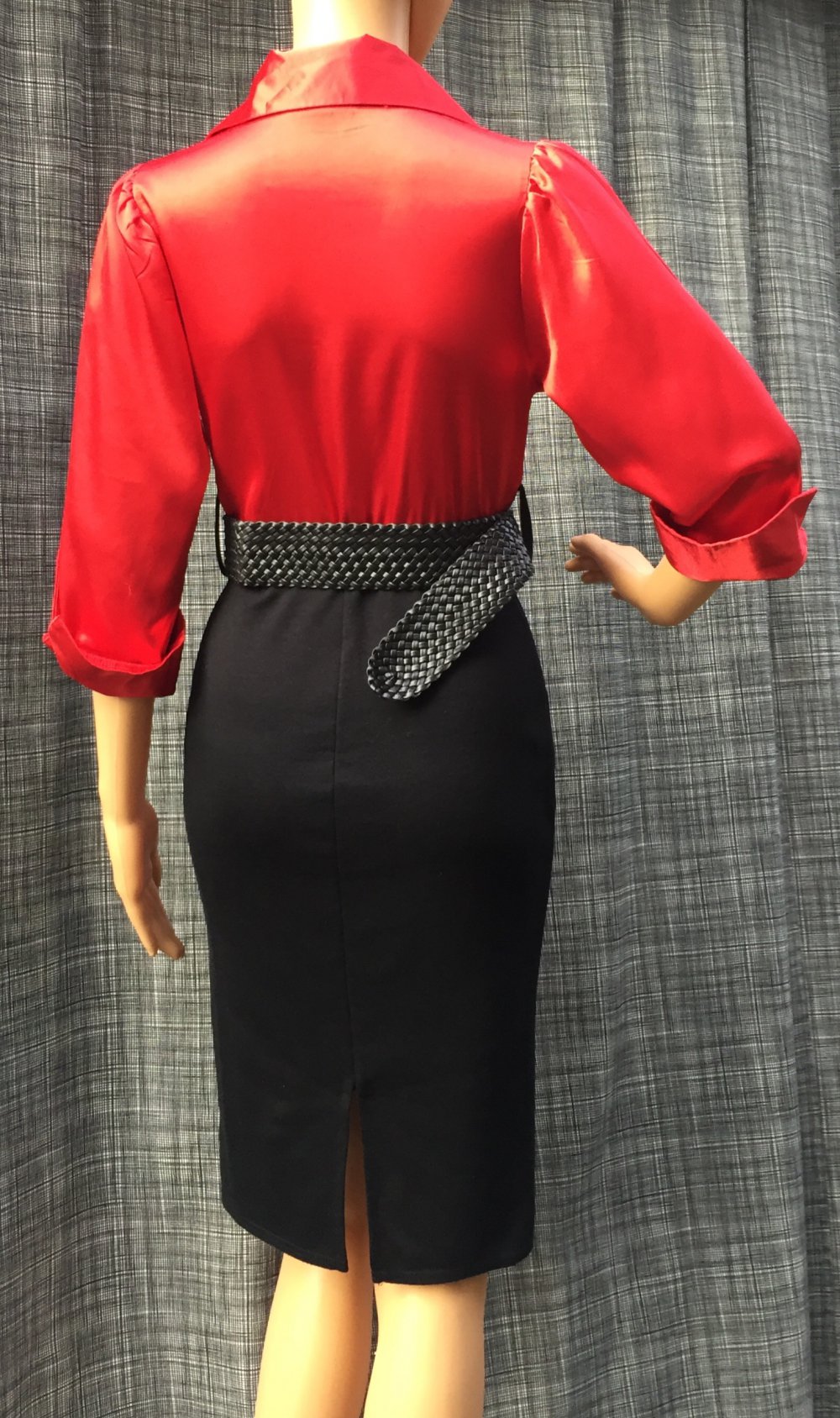 Blusenkleid mit Bleistiftrock & Flechtgürtel