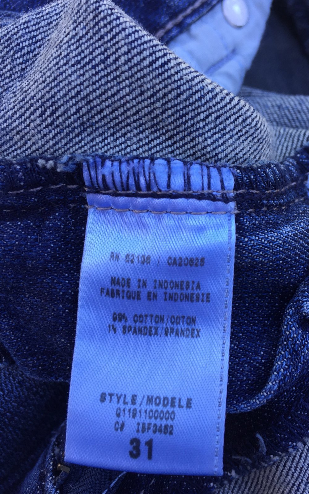 GUESS JEANS Shorts HOTPANTS Gr. 31