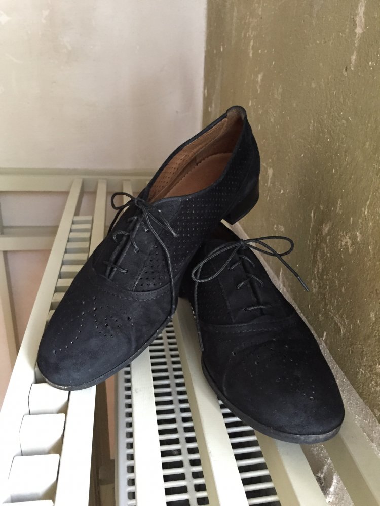 VABEENE Schnürschuh KORA N Flats Schnürer Lochmuster Gr. 43