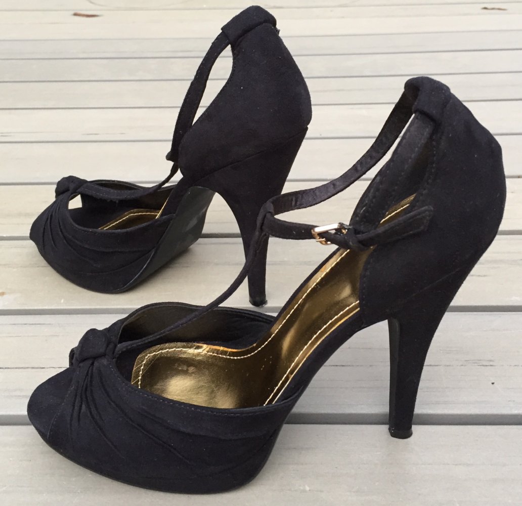 H&M T-Strap SANDALE Stiletto 40er Jahre Look Gr. 40