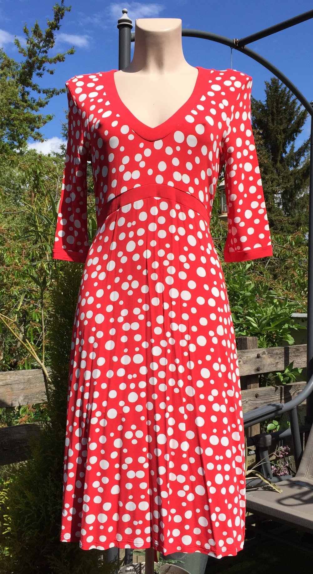 FÉRAUD PARIS Vintage SLINKY Kleid Polkadots Gr. 38