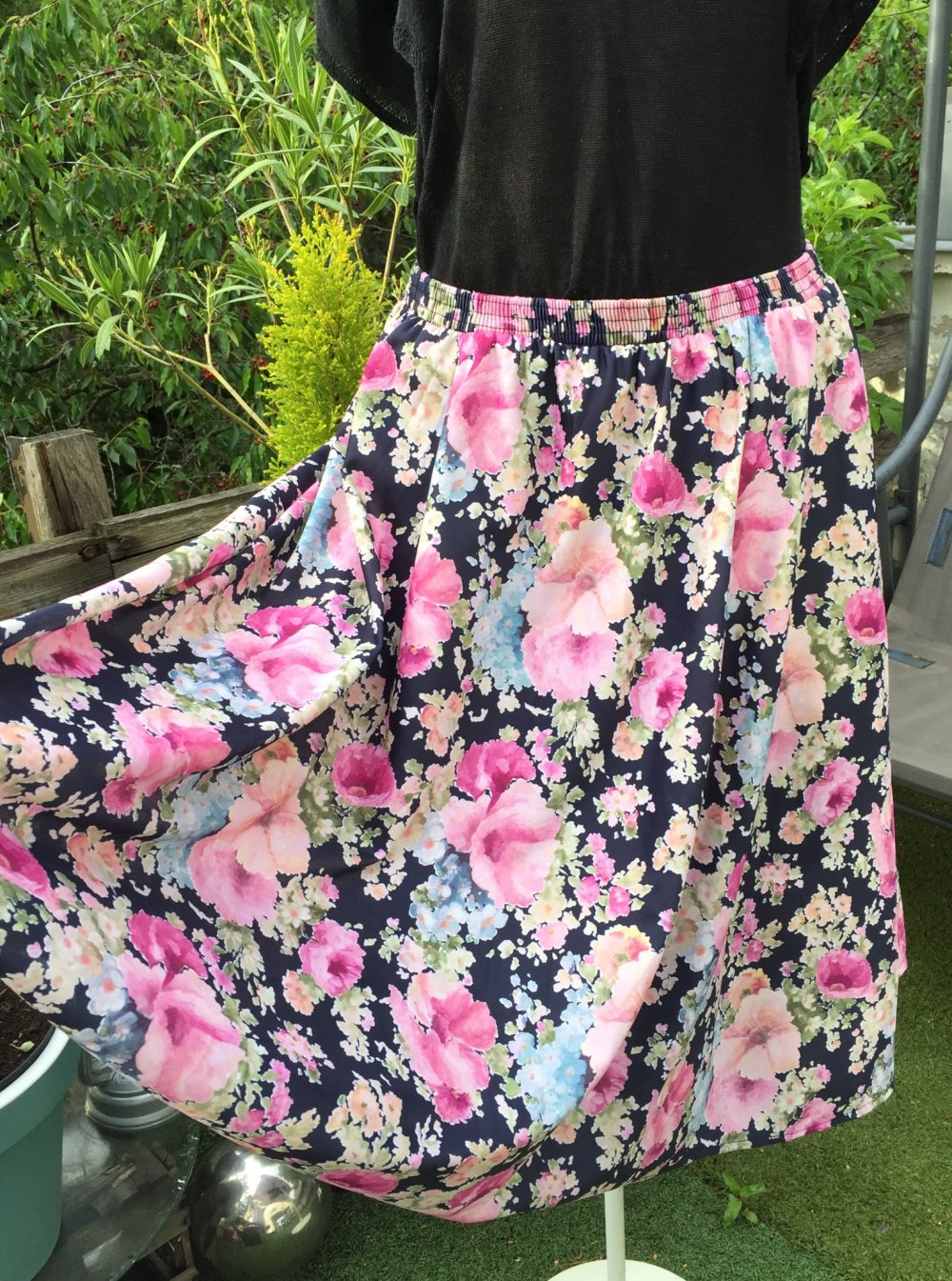 True Vintage Blumenrock Rock Mille Fleur