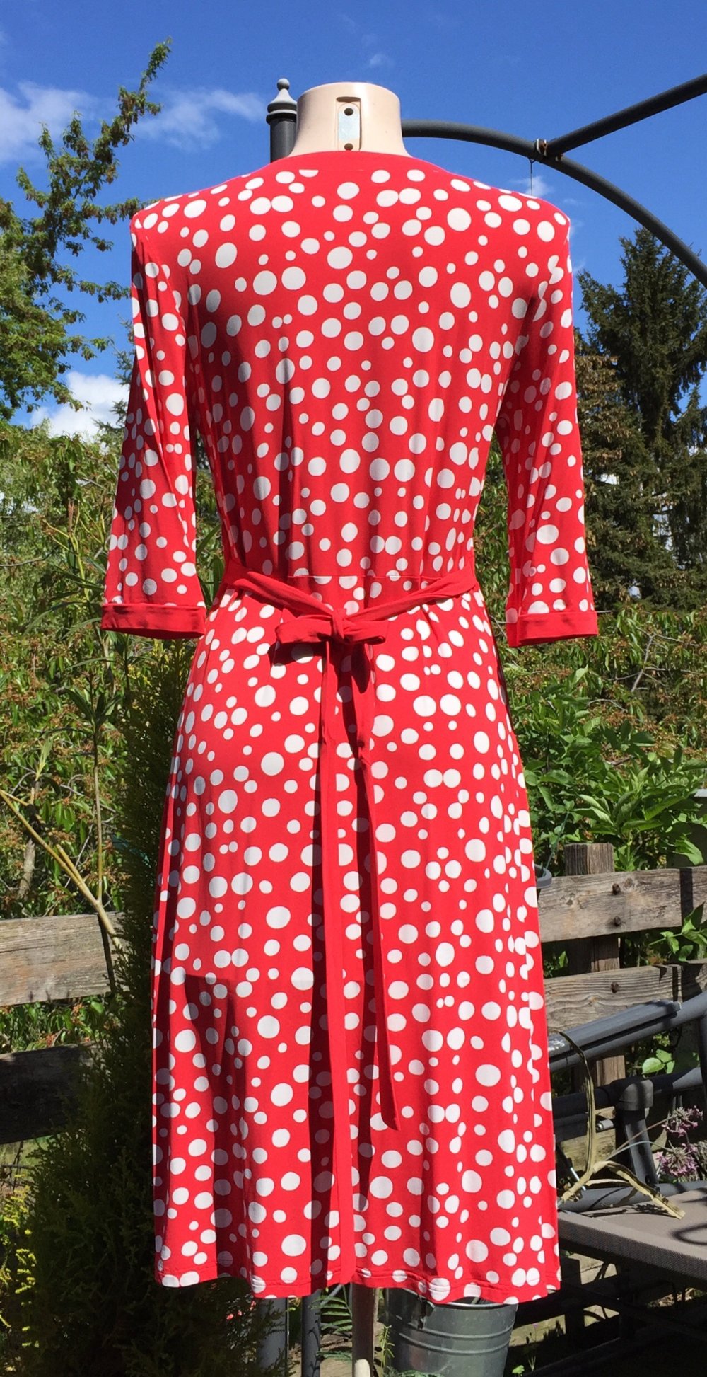 FÉRAUD PARIS Vintage SLINKY Kleid Polkadots Gr. 38