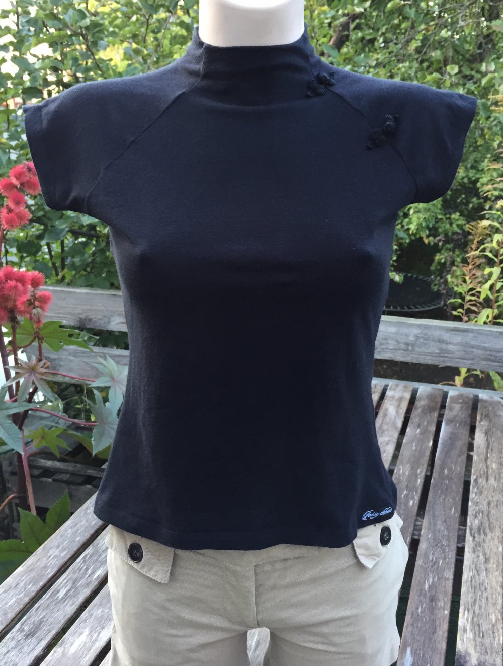 PUSSY DELUXE ASIA Shirt rückenfrei Gr. M / ca 36/38