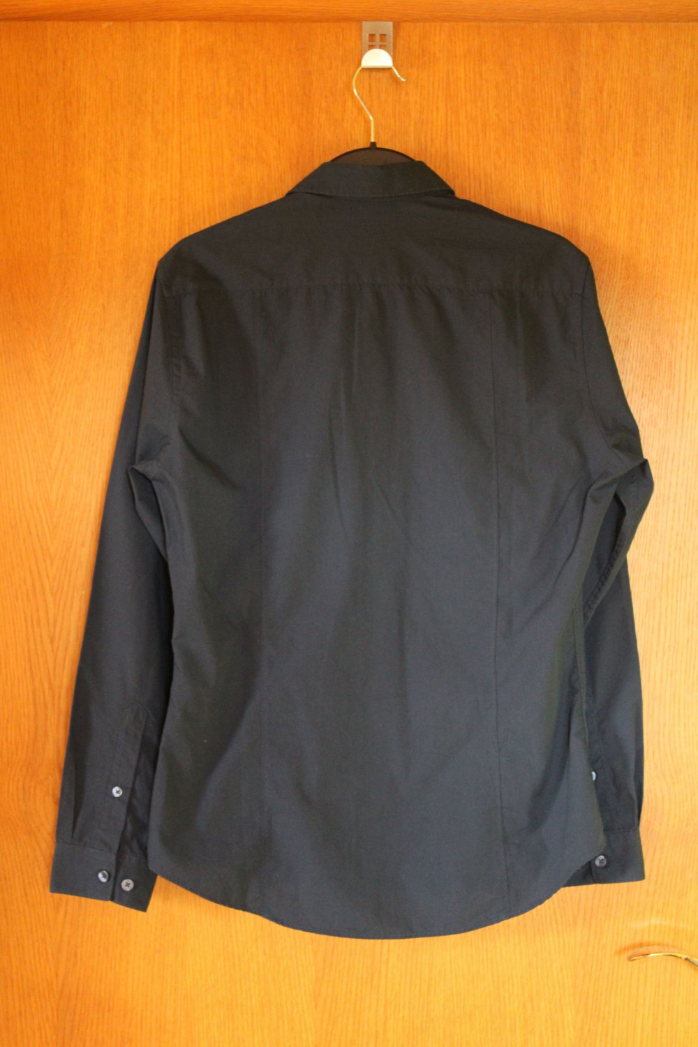 Dunkelblaues Hemd für Herren