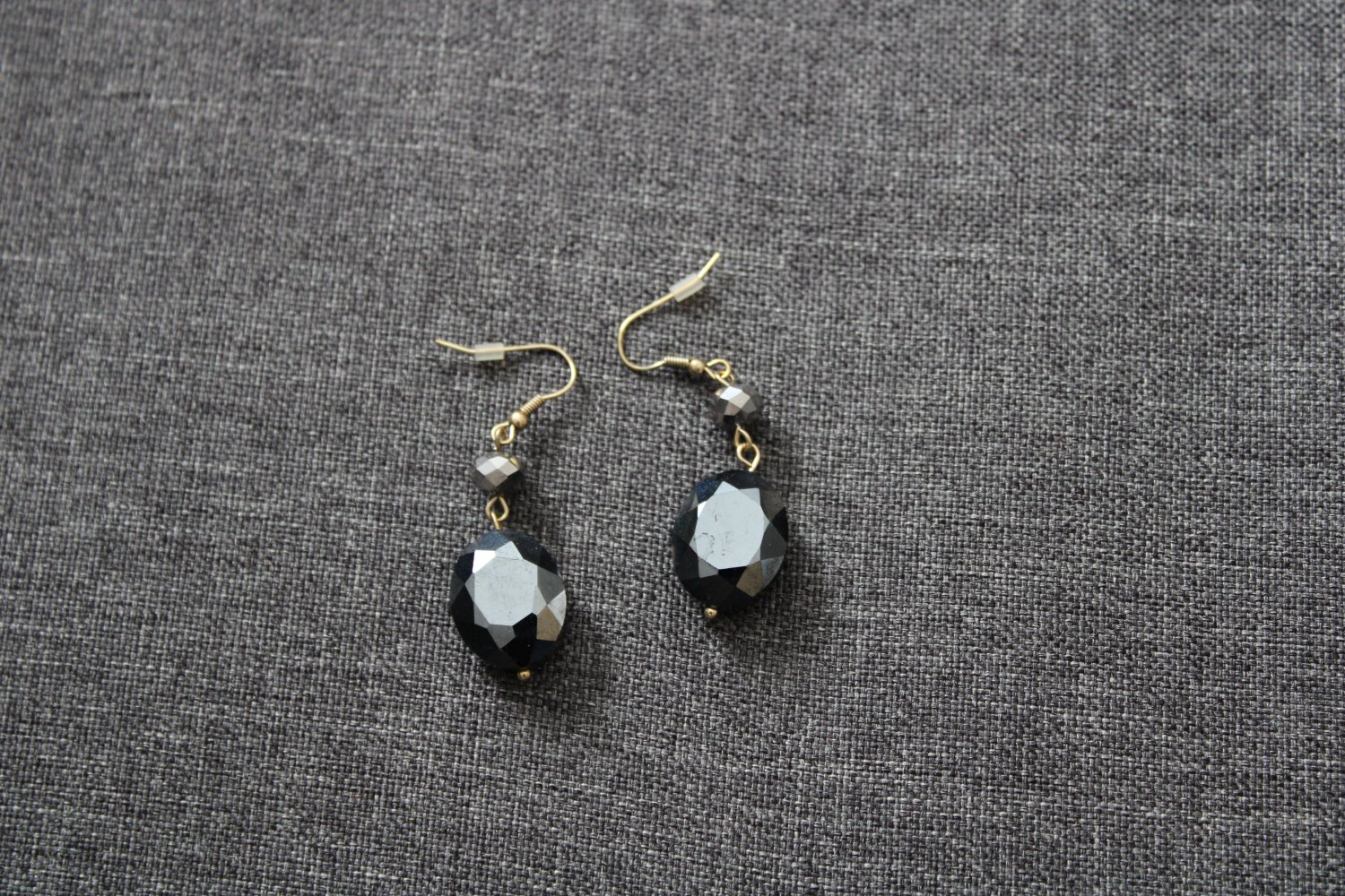 Elegantes Schmuck-Set, Statement-Kette mit Ohrringen