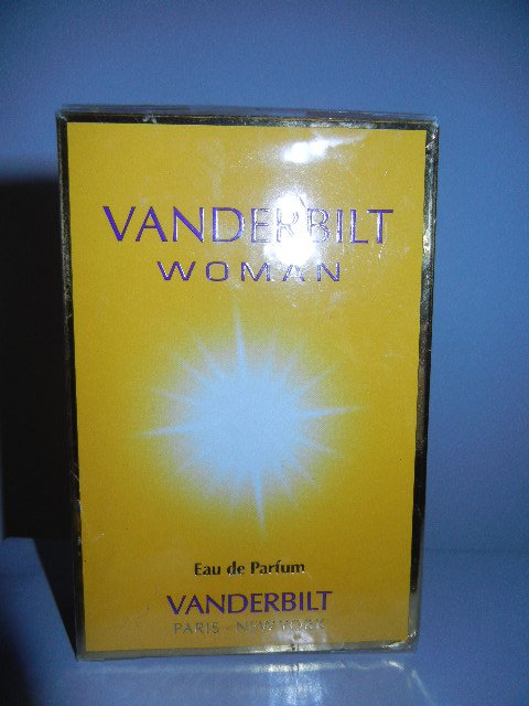 3 x Vanderbilt = 240 ml .. Woman EdP 15ml + Minuit Parfüm  100ml Minuit OVP  + 125ml Spray Rarität women
