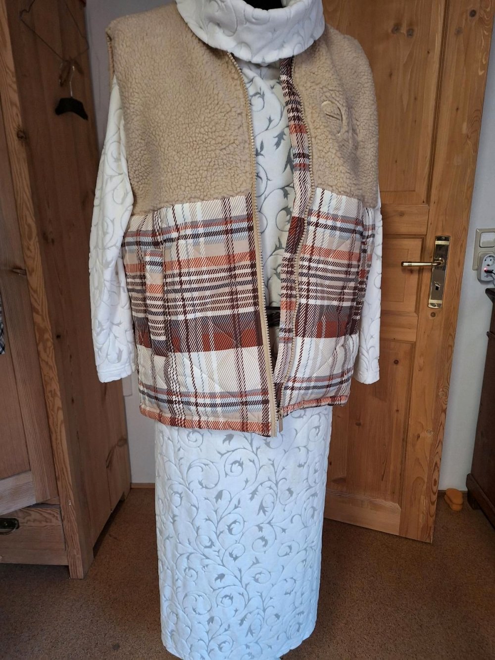 Langarm Kleid MADELEINE , neu m. Etikett Gr. 46-48; Langgröße 92 cremeweiß großer Schalkragen