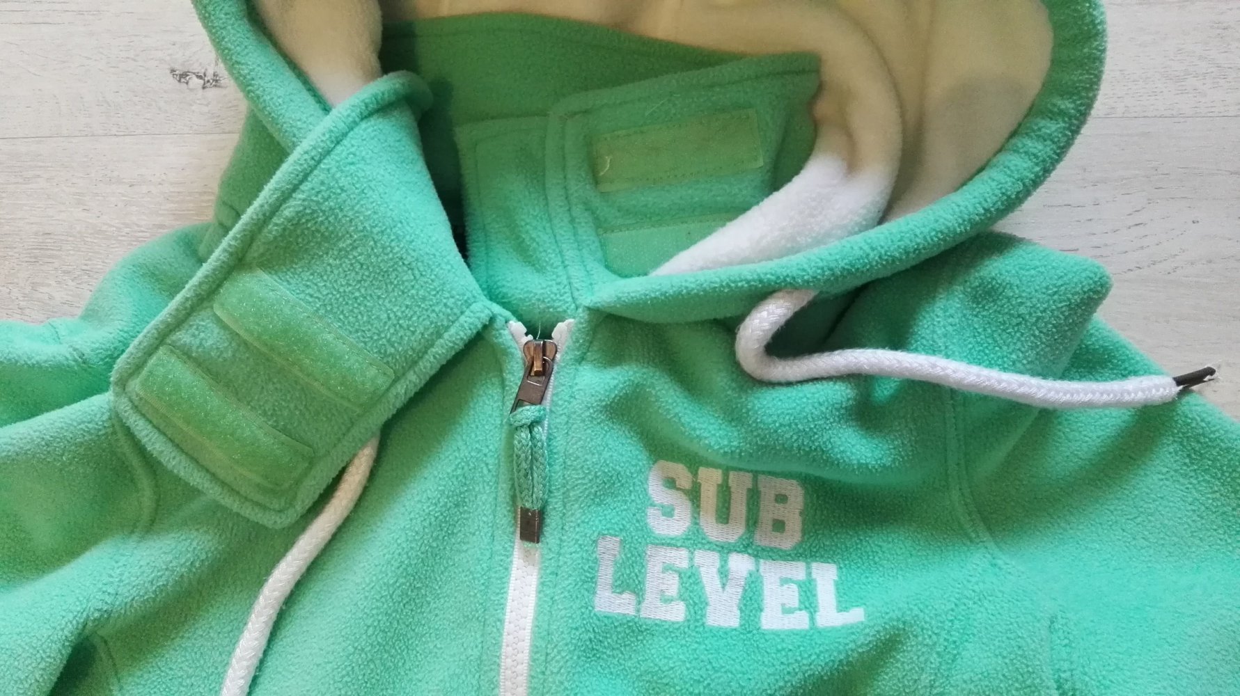 Mintgrüne Fleeceweste