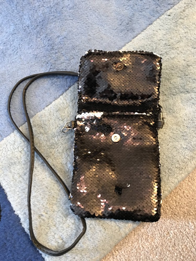 Umhängetasche schwarz Pailetten mit Druckknopf-Verschluss 19 cm x 14 cm NEU 