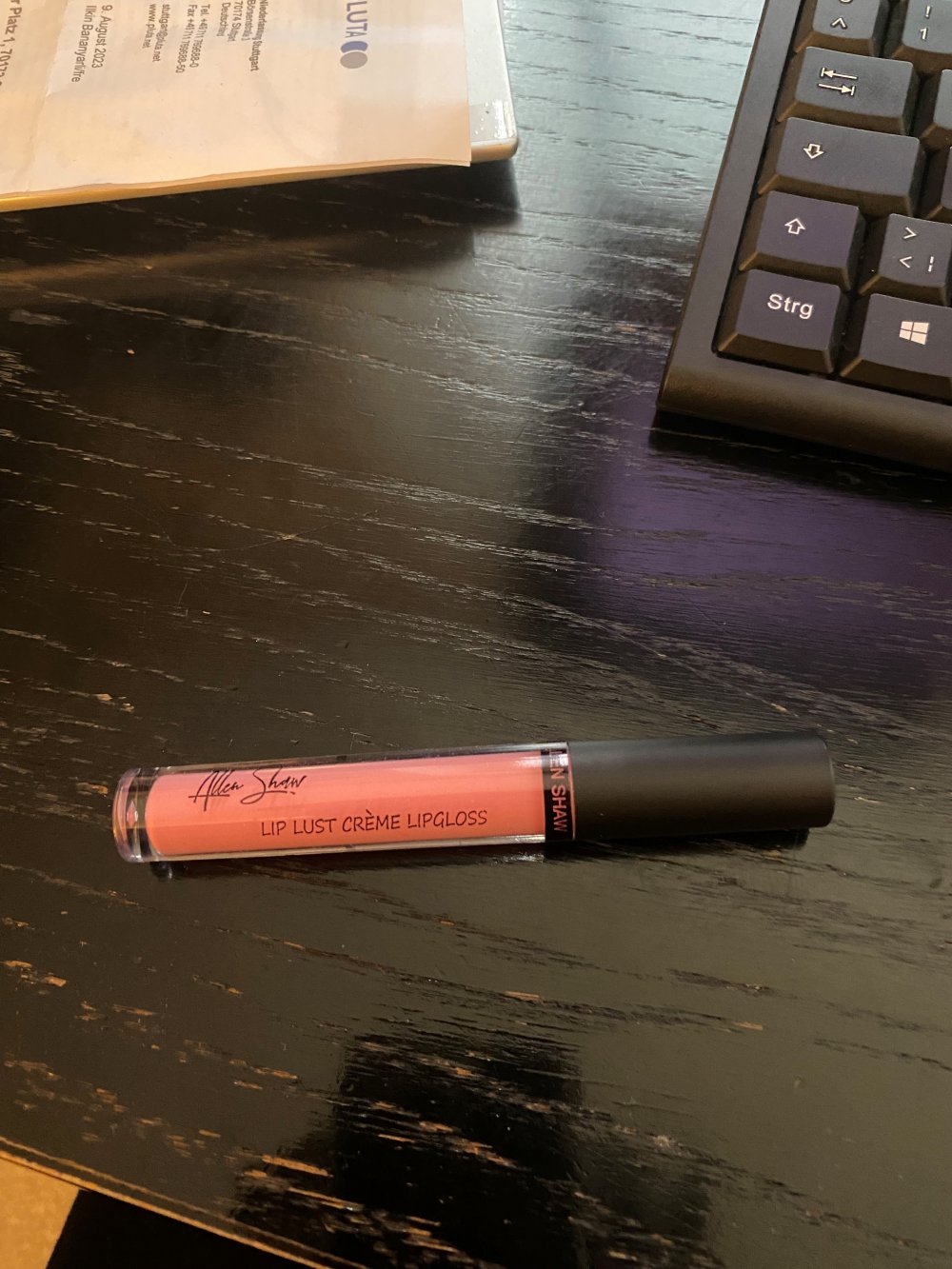 Lipgloss cremig, deckend, matt, kräftiges rosa – neu und unbenutzt