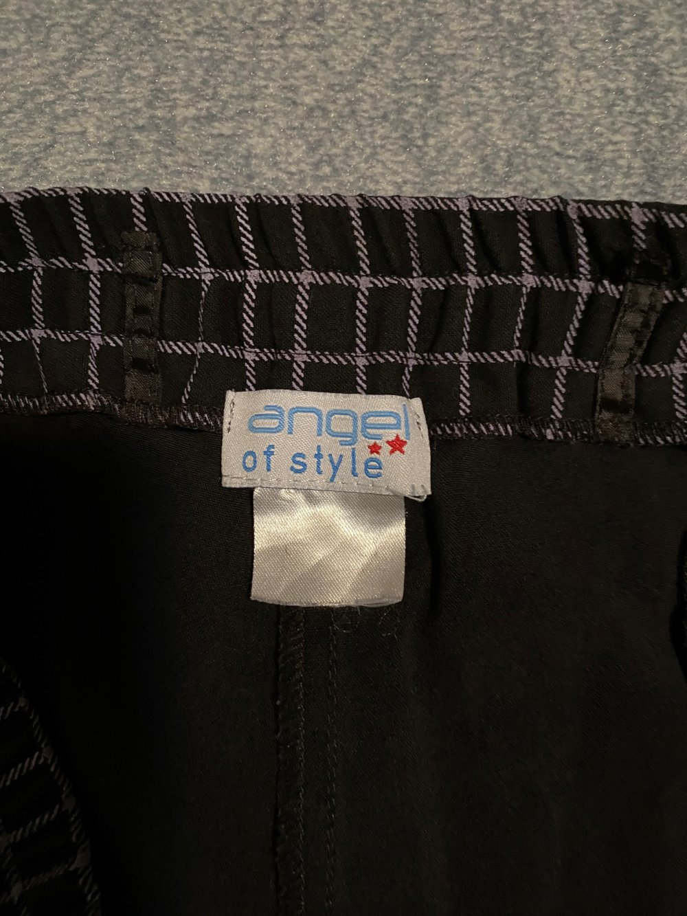 Stiefelhose/Stoffhose - schwarz graues Gitterkaro – Größe 42/44