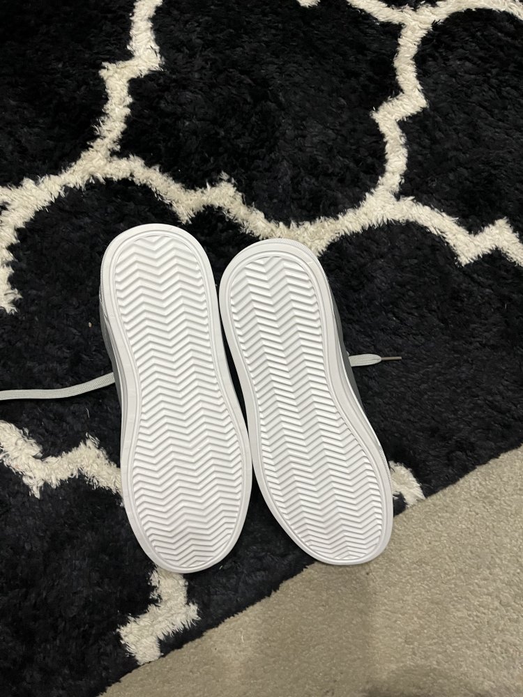 Sneaker/Turnschuhe silberfarben, Größe 37, neu und ungetragen