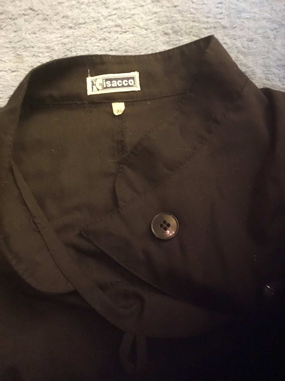 Kasack/Bluse/Oberteil schwarz Grösse XL asymetrischer Kragen 3er Knopfreihe 1 Seitentasche seitlicher Reissverschluss Seitenschlitze Langarm - neu und ungetragen