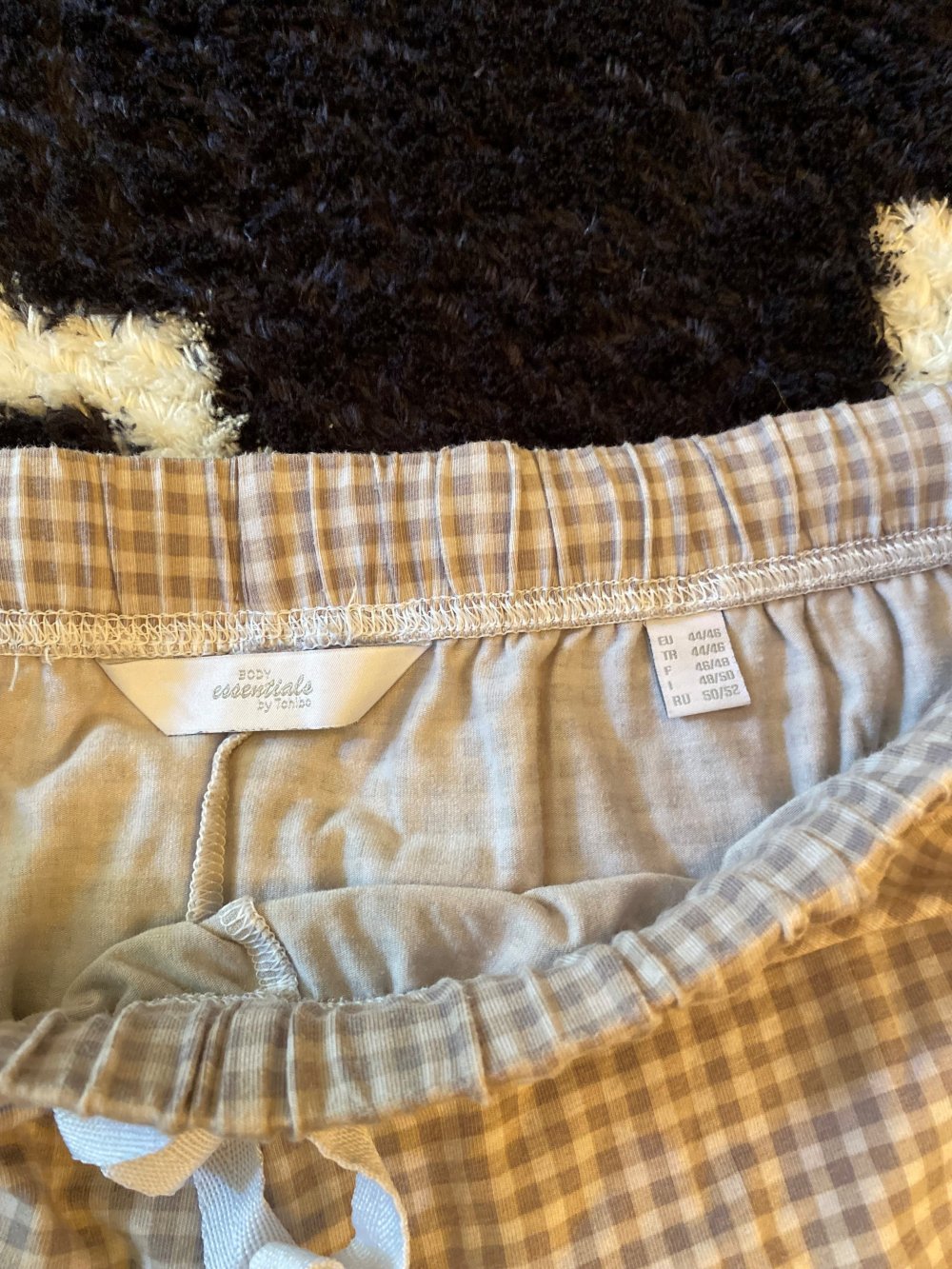 Shorts grau kariert Größe 44/46 von Tchibo – NEU UND UNGETRAGEN