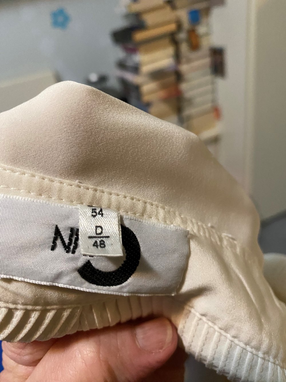 Bluse cremefarben – Größe 48 – neu und ungetragen