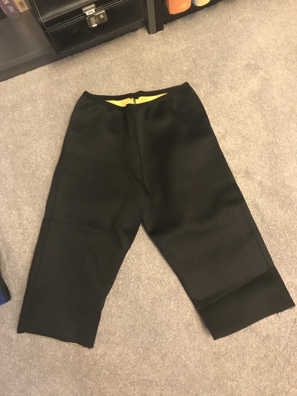 Schwitzhose Grösse M – neu und ungetragen