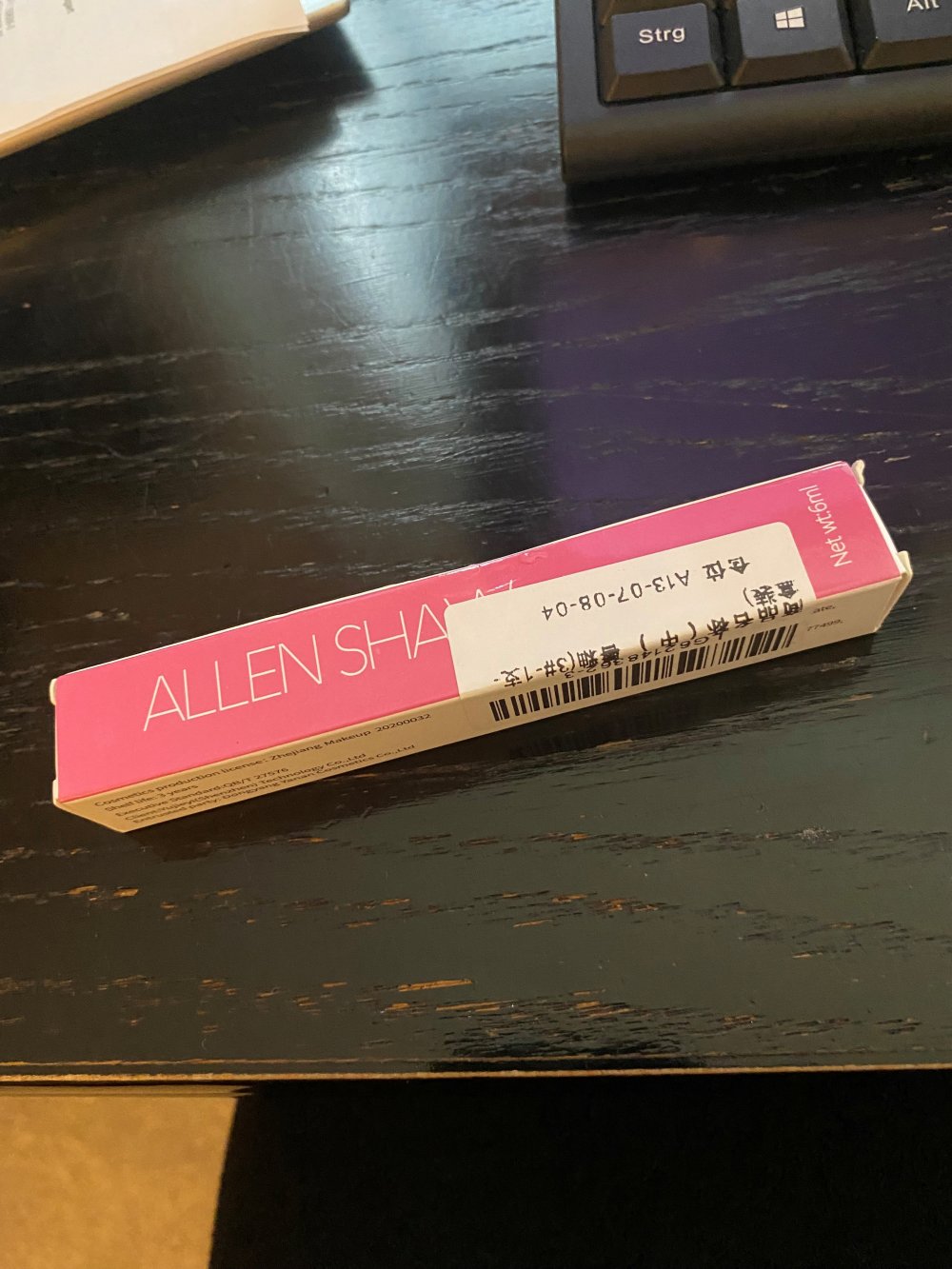 Lipgloss cremig, deckend, matt, kräftiges rosa – neu und unbenutzt