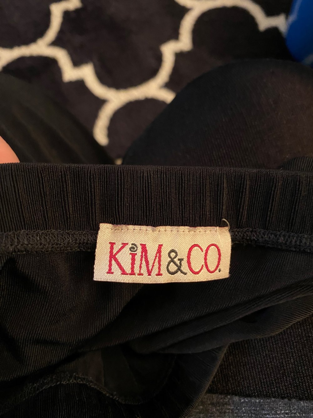 Slinky Rock elastisch, Stretch, 68 cm lang, schwarz – Größe 42/44 – selten getragen