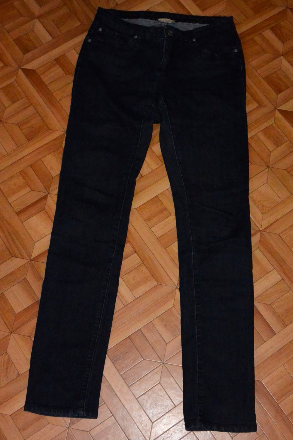 Dunkelblaue Röhrenjeans Slim Fit 29/34