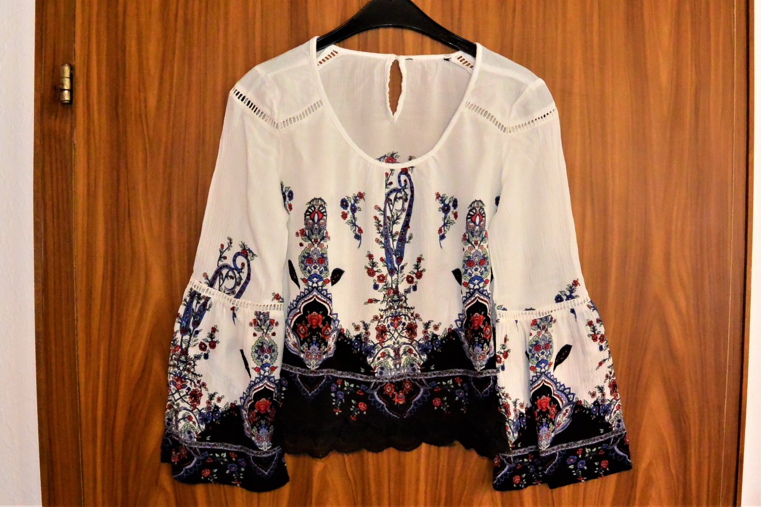 Cropbluse Hippy Boho Ethno Festival Blumen Trompetenärmel Sommer Frühling