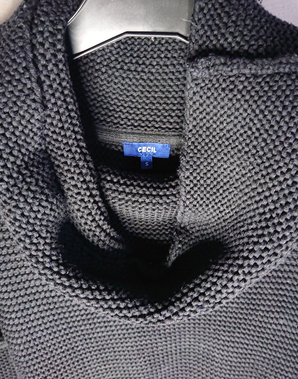 schwarzer Rollkragen Strickpullover