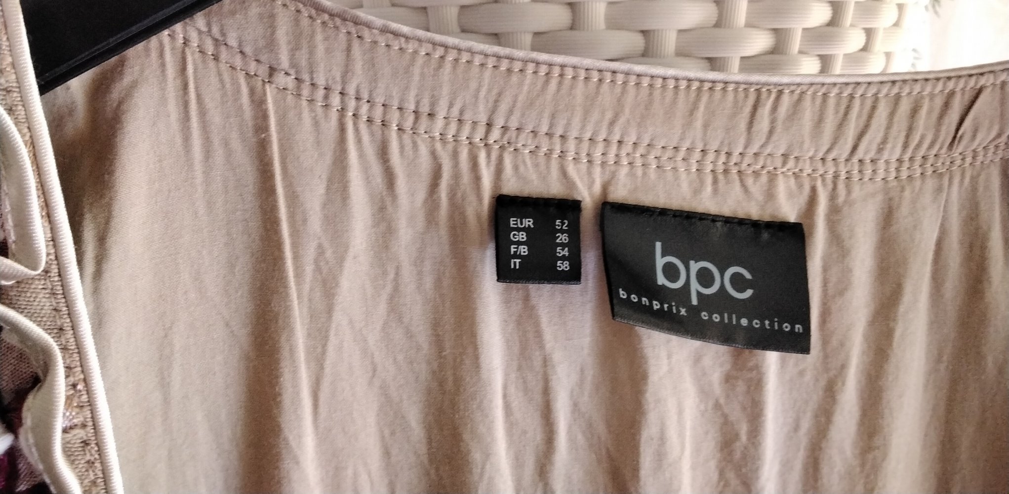 Dirndl neu Rosegoldfarbe Gr. 52 von bpc